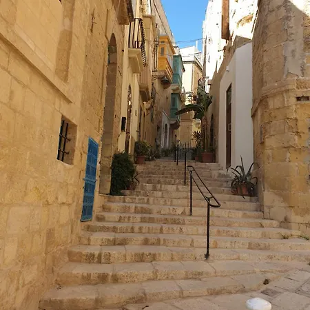 Tifkira * Birgu