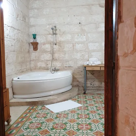 Tifkira * Birgu